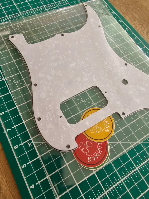 Fender® Tom Delonge Signature Stratocaster Style Guitar Pickguard - Image 2